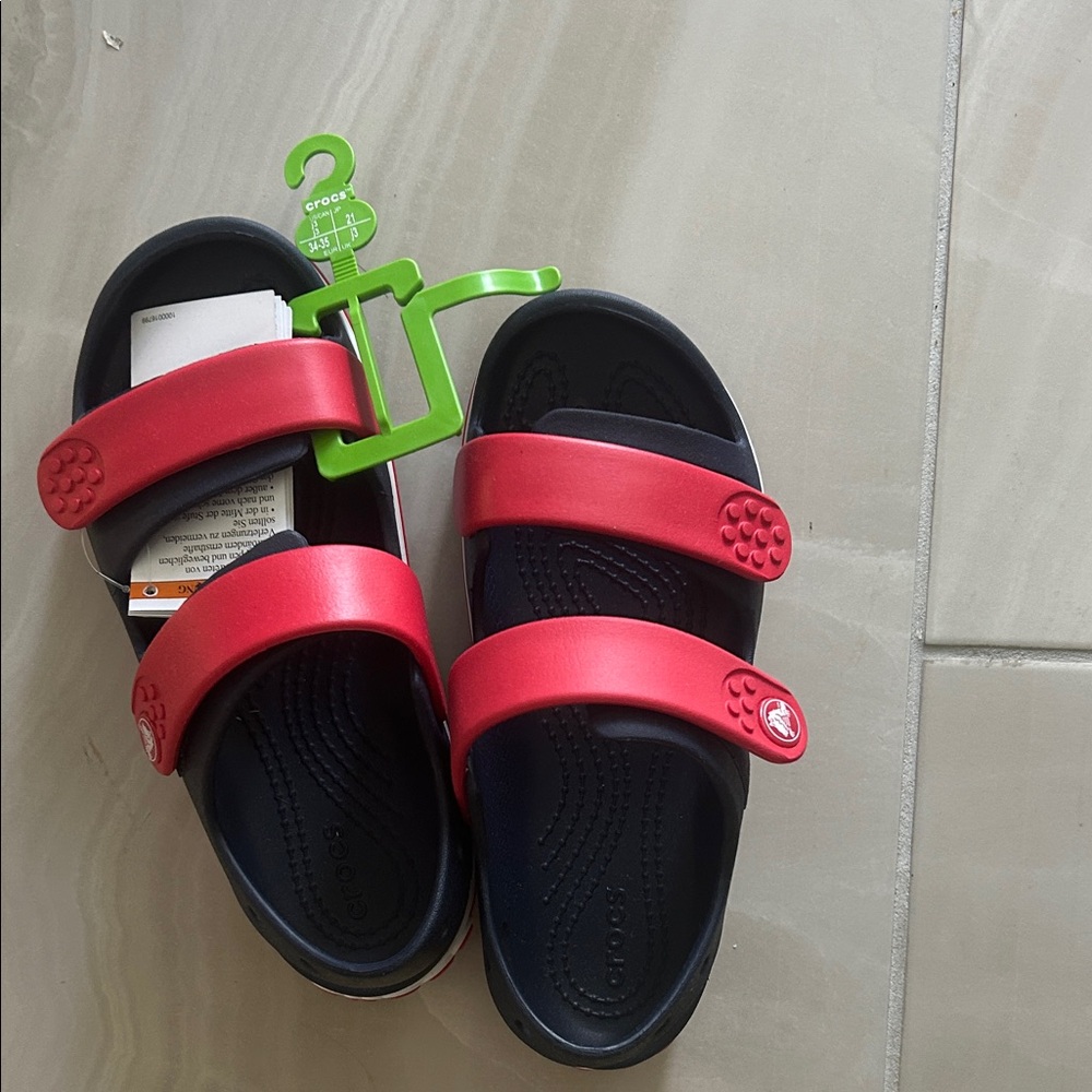 🆕 CROCS Kids' Sandals - NWT